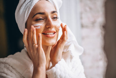 Why Natural and Organic Skincare Products are Better for Your Skin?