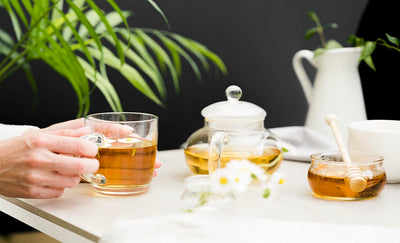 10 فوائد شاملة للشاي العضوي