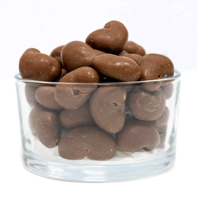 Organic Cashew nuts coated with milk chocolate 100g